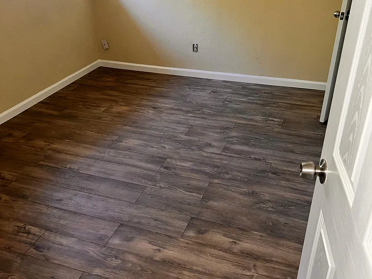 414 W Dittmar Rd #B — Photo 6