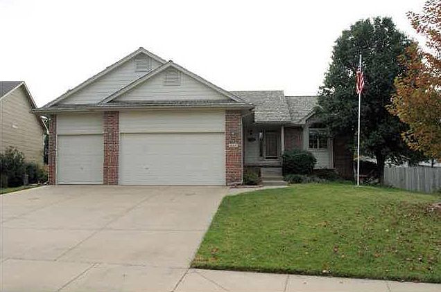 1st image of 1020 S Arbor Meadows St