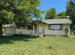 8195 E Broomfield Rd, Mount Pleasant, MI 48858