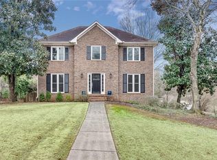 265 Softwood Cir, Roswell, GA 30076
