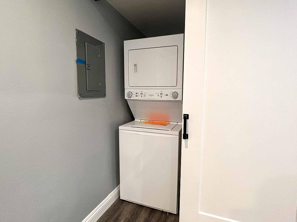 1st image of 6238 Stanley Ave #6238