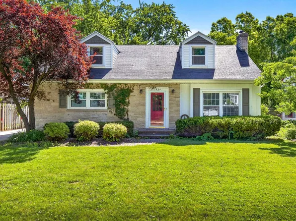 1424 S Alicia Dr, Appleton, WI 54914