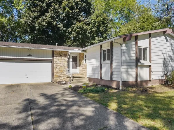 100 Trudy Ave, Munroe Falls, OH 44262