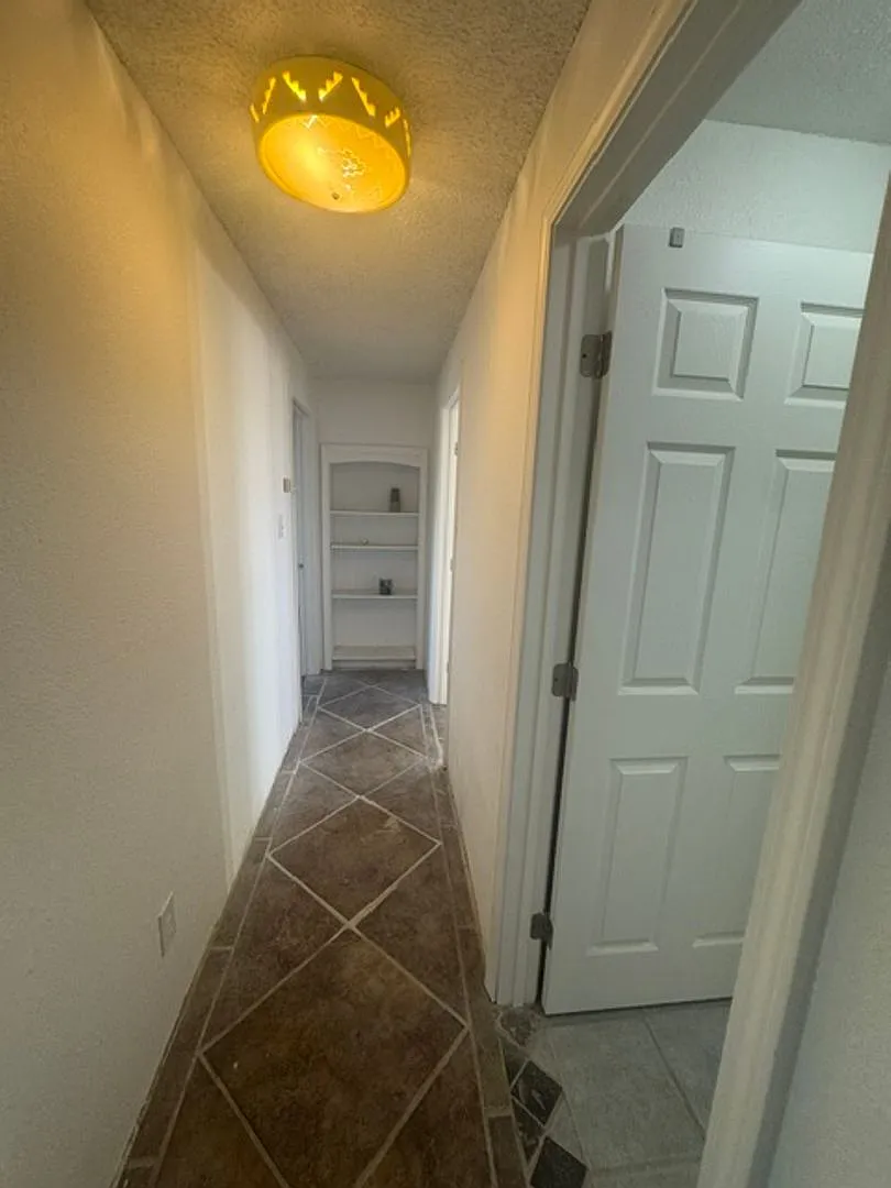 Updated 3-Bedroom, 2-Bath Home on 5 Acres Pets & Farm Animals Welcome! — Photo 4