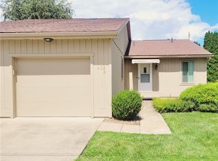 409B 57th St #B, Vienna, WV 26105