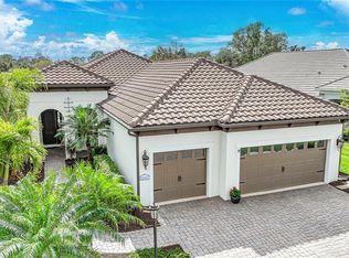11917 Hunters Creek Rd, Venice, FL 34293