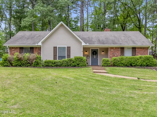 28 Ripple Dr, Brandon, MS 39042