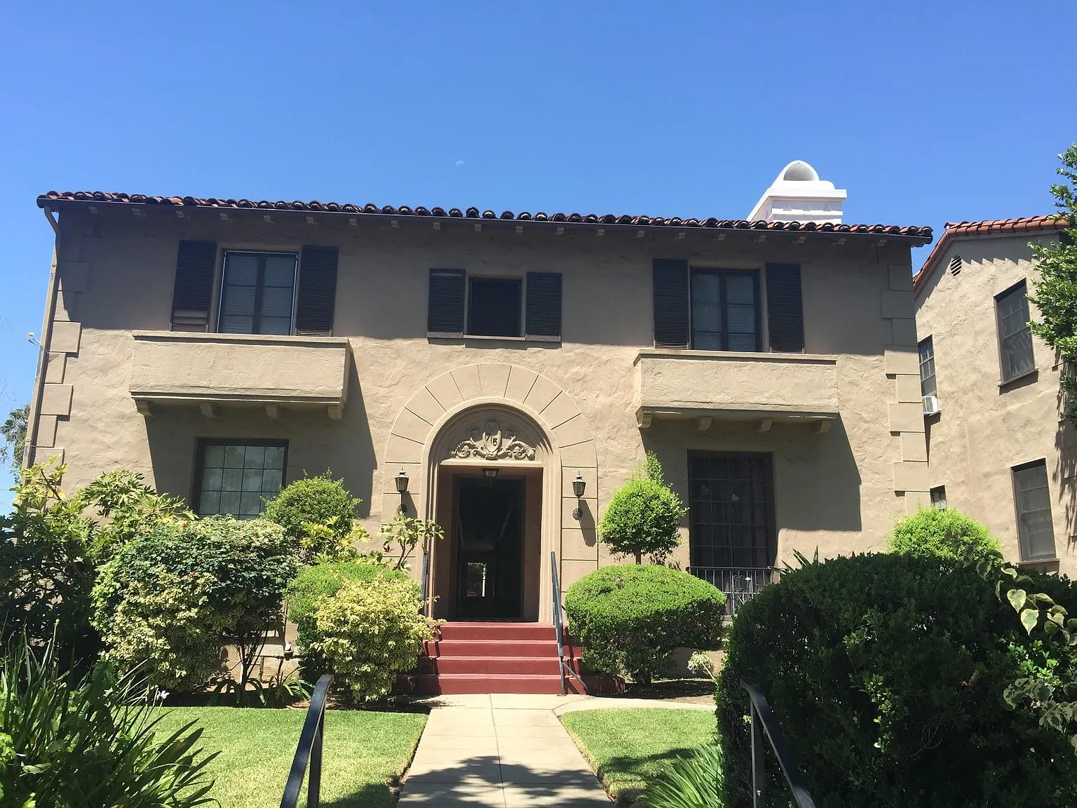 711 Brent Avenue — Photo 1