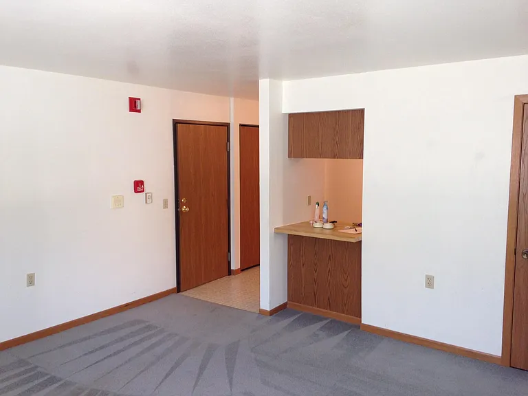 180 N Freeman Dr #3 — Photo 8