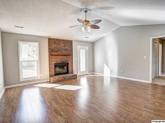5th image of 109 Medicine Bend Dr