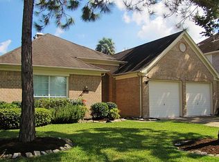 4417 Grove Park Dr, League City, TX 77573