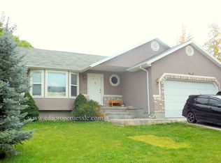 5105 W Little Water Peak Dr, Riverton, UT 84096