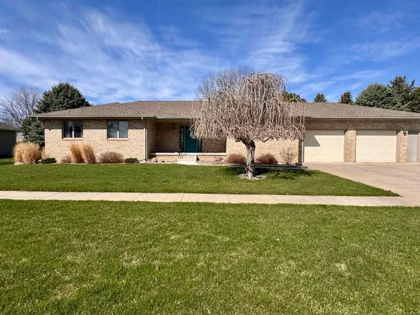 1009 N 36th St, Norfolk, NE 68701