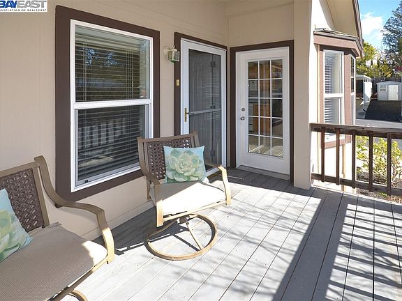 4th image of 3263 Vineyard Ave Space 90
