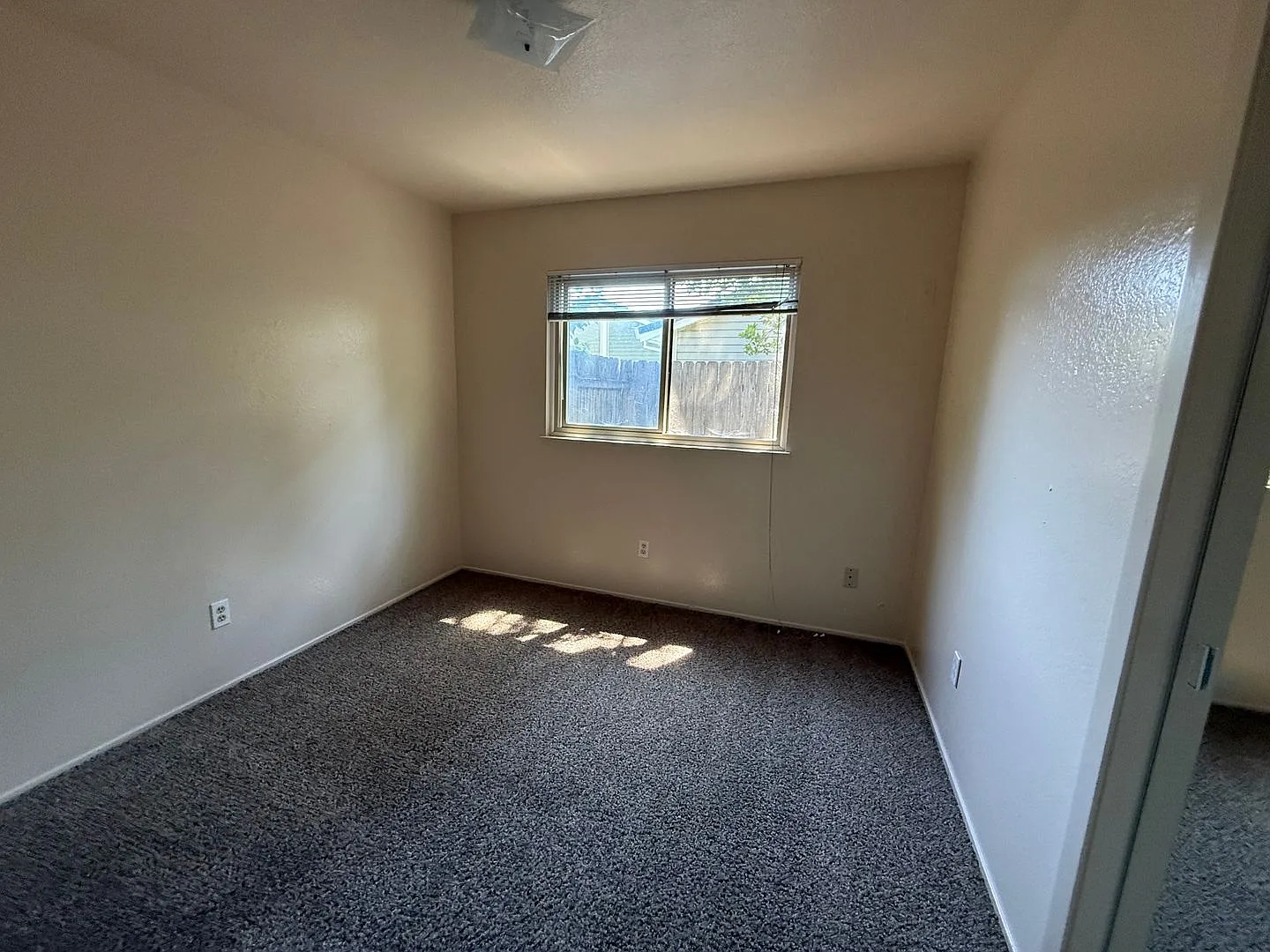 2962 Denise Ct - West Sacramento 95691 — Photo 4