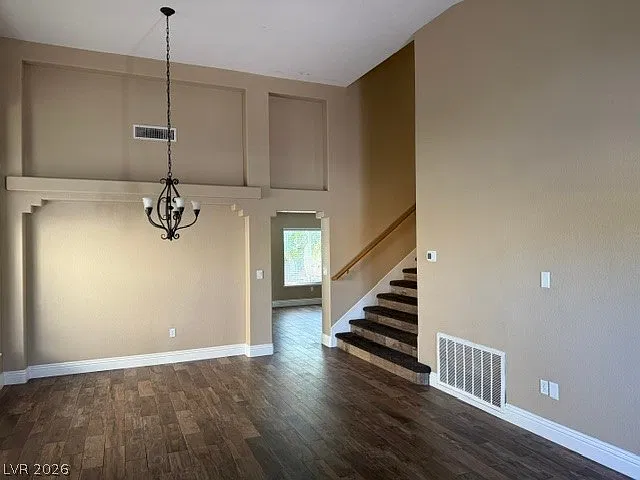 4 bed, 3.0 bath, 2150 sqft, $2,700 — Photo 2