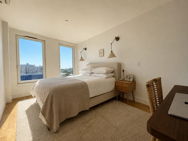 58 Vanderbilt Ave #5B — Photo 4