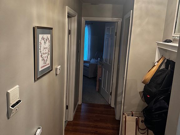 5th image of 9670 Bunker Hill Ln #77