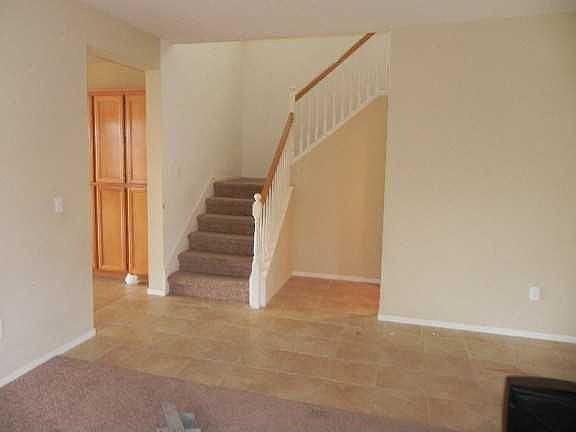 4th image of 3189 Hopland St