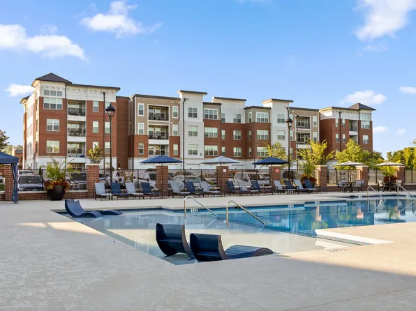 Anchor 934 Apartments, 200 Brooklawn St #3B-3Ba-1462Sqft, Knoxville, TN 37934