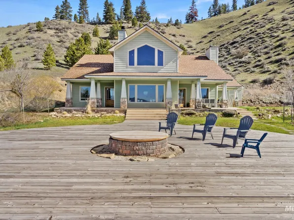 49 Peregrine Dr, Boise, ID 83716