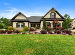 117 Mountain Ridge Ct, King, NC 27021