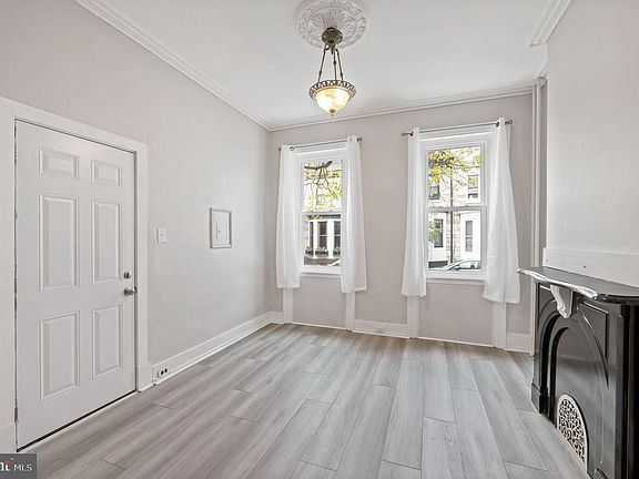 4th image of 2304 Catharine St