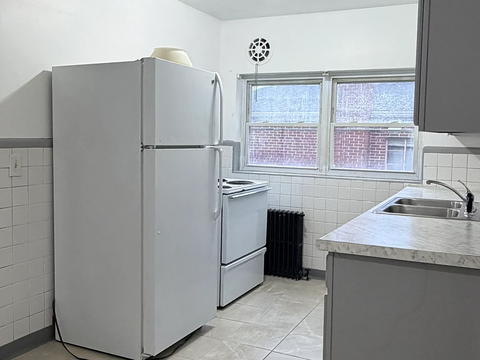 620 Maple Dr — Photo 3