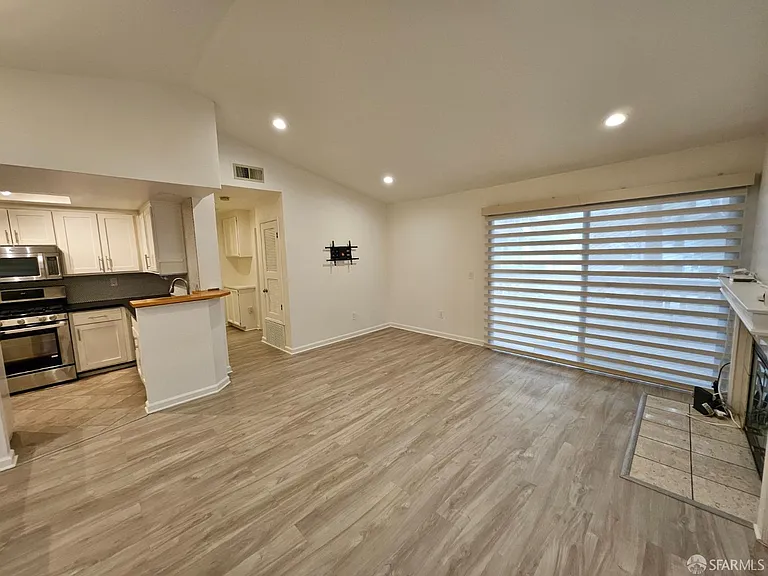 34645 Pueblo Ter — Photo 7