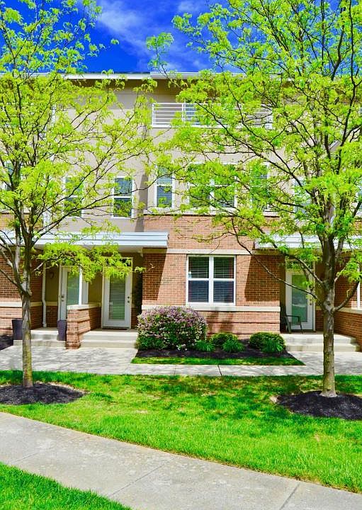 1st image of 1403 Upper Green Cir