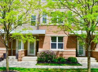 1403 Upper Green Cir, Columbus, OH 43212