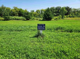 180 Savannah Pkwy, Deerfield, WI 53531