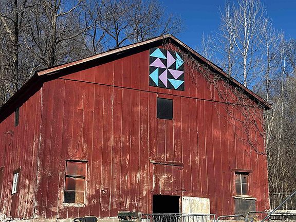 4th image of 1153 Croton Rd