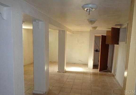4th image of 19 Summerfield Pl
