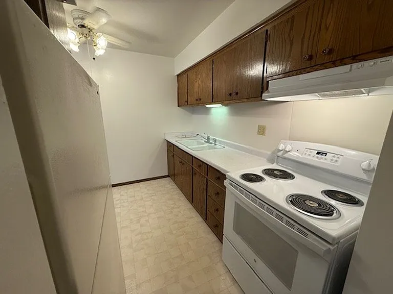2129 Randolph Ave — Photo 41