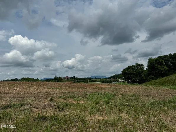 379 W Craft Springs Rd, Greeneville, TN 37745