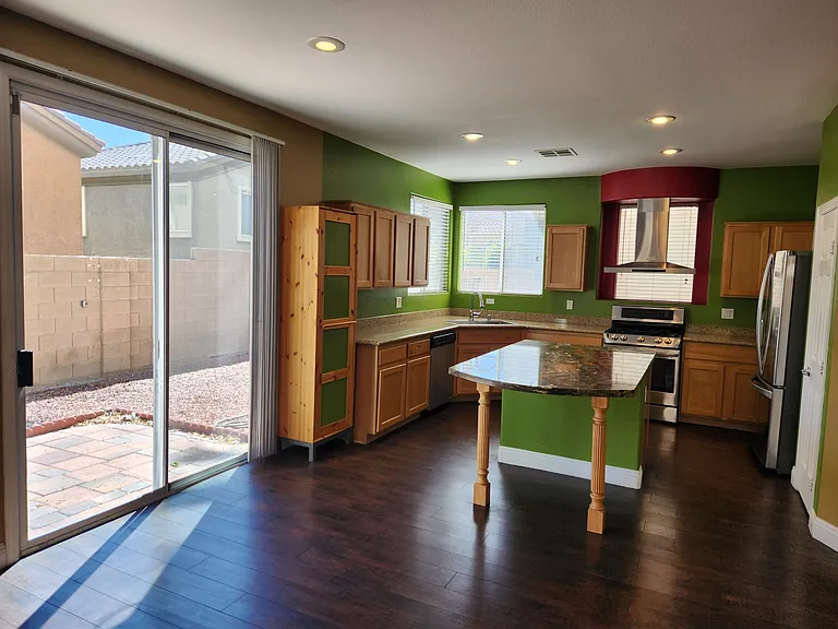 502 Foster Springs Rd — Photo 6