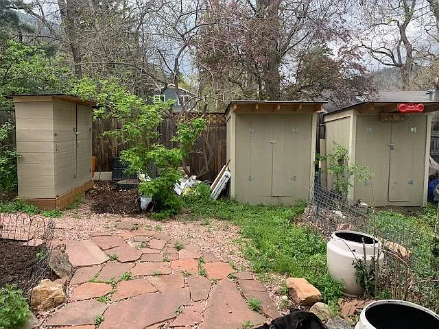 513 University Ave — Photo 10