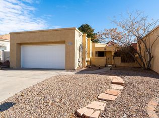 548 Superstition Dr SE, Rio Rancho, NM 87124