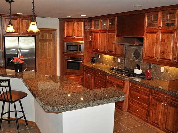 4th image of 386 Columbia Point Dr APT 103
