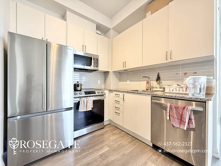20 Meadowglen Pl #2609 — Photo 2