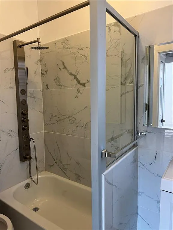 2 bed, 800 sqft, $2,500 — Photo 4