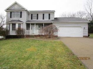 3076 Sparrows Crst, Akron, OH 44319