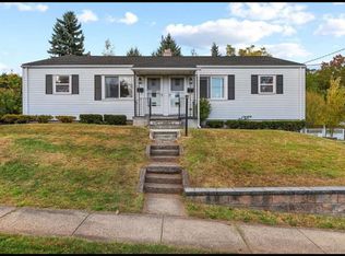 208 Buena Vista Ave, Newington, CT 06111