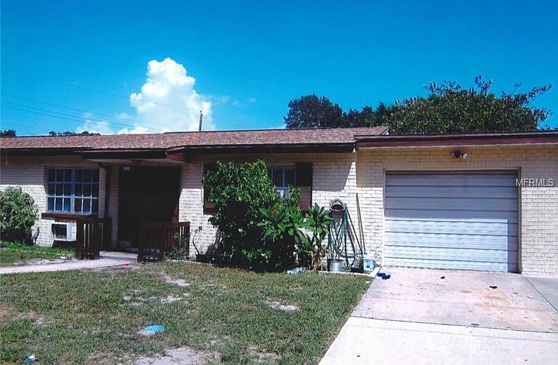 2nd image of 203 Waverly Way