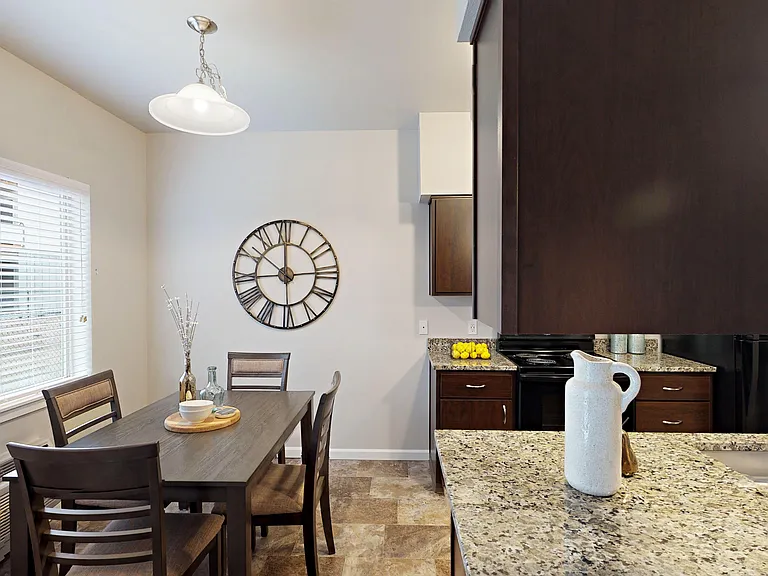 Cornerstone Apartments — Photo 4