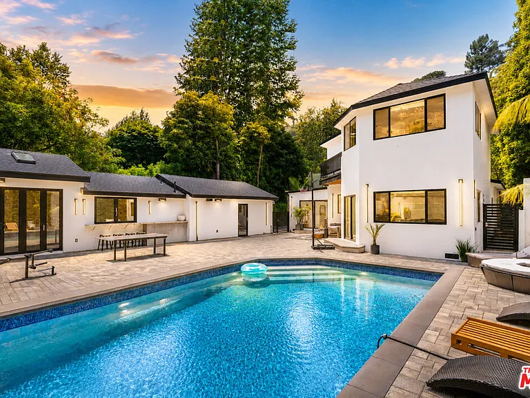 1750 N Beverly Glen Blvd — Photo 6