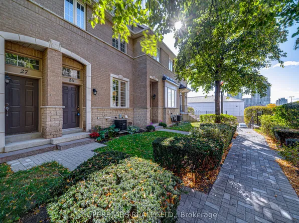 23 Observatory Ln #26, Richmond Hill, ON L4C 0M7