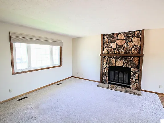 4315 Bingham Cir — Photo 8