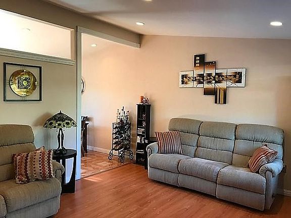 3rd image of 1266 Manzano Way